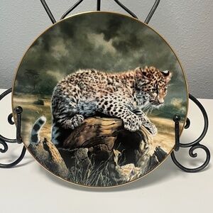 Quiet Morning by Charles Fracé  Small Wonders of the Wild Plate # 4191 B Leopard